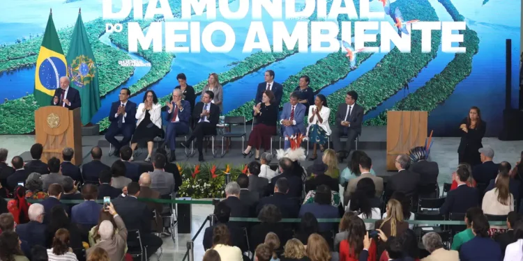 Governo amplia proteção ambiental e prepara recuperação de florestas