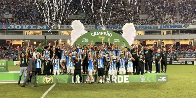 Em noite histórica no Mangueirão, Paysandu conquista o hexacampeonato da Copa Verde