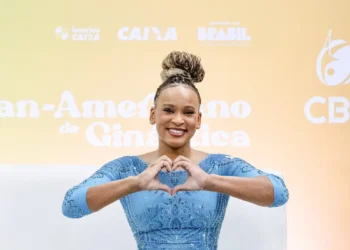 Rebeca Andrade volta com ouro no Pan de ginástica artística