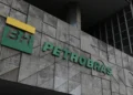 Petrobras implementa desconto no diesel a partir desta segunda-feira