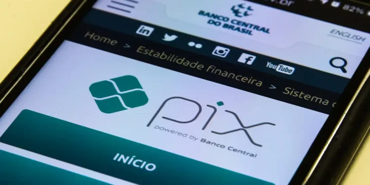 EUA atacam Pix para favorecer empresas de pagamentos estadunidenses