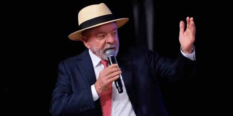 Lula parabeniza Colômbia após eleição com vitória da direita