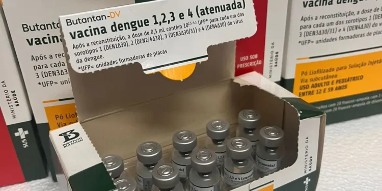 Veja os sintomas a ficar atento para quem tomou vacina do Butantan