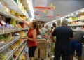 Cesta básica fica mais cara em 17 capitais brasileiras em junho
