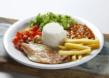 Almoço entre R$ 2,00 a R$ 10,00 vira opção acessível no centro de Belém