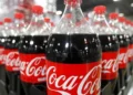 Tesla, Coca-Cola e Nestlé pedem que EUA não adotem tarifas sobre produtos brasileiros